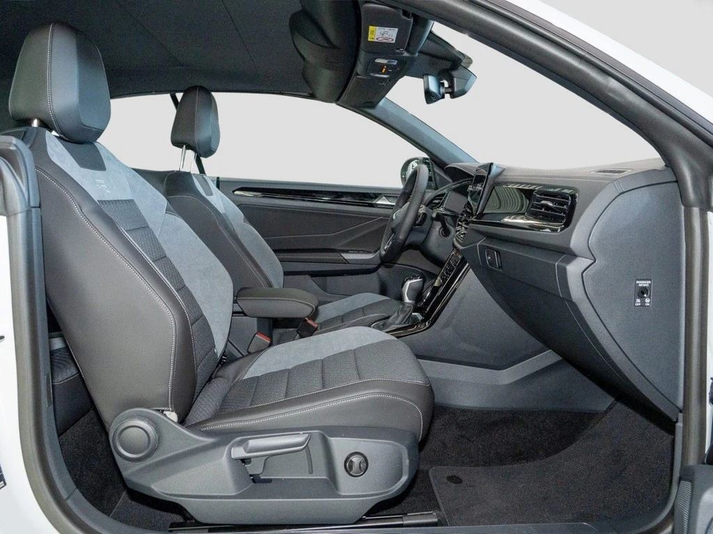 Volkswagen-T-Roc-image-4