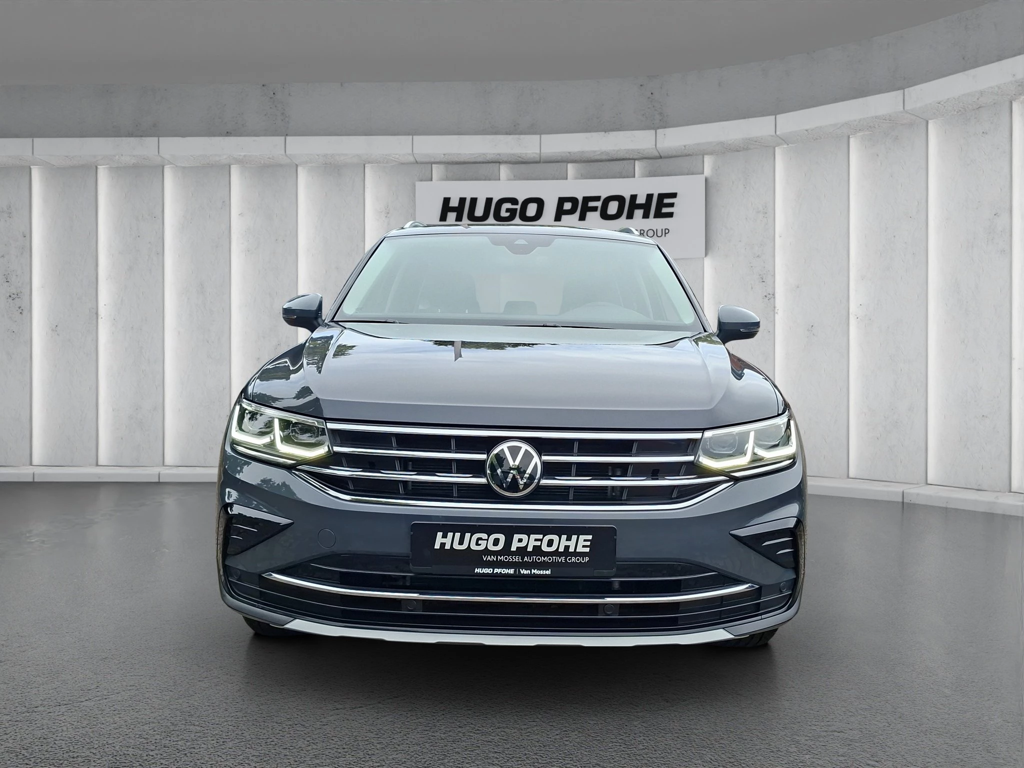Volkswagen Tiguan Elegance 2.0 TDI LED | AHK | ACC | PDC | SHZ | LMF | Navi