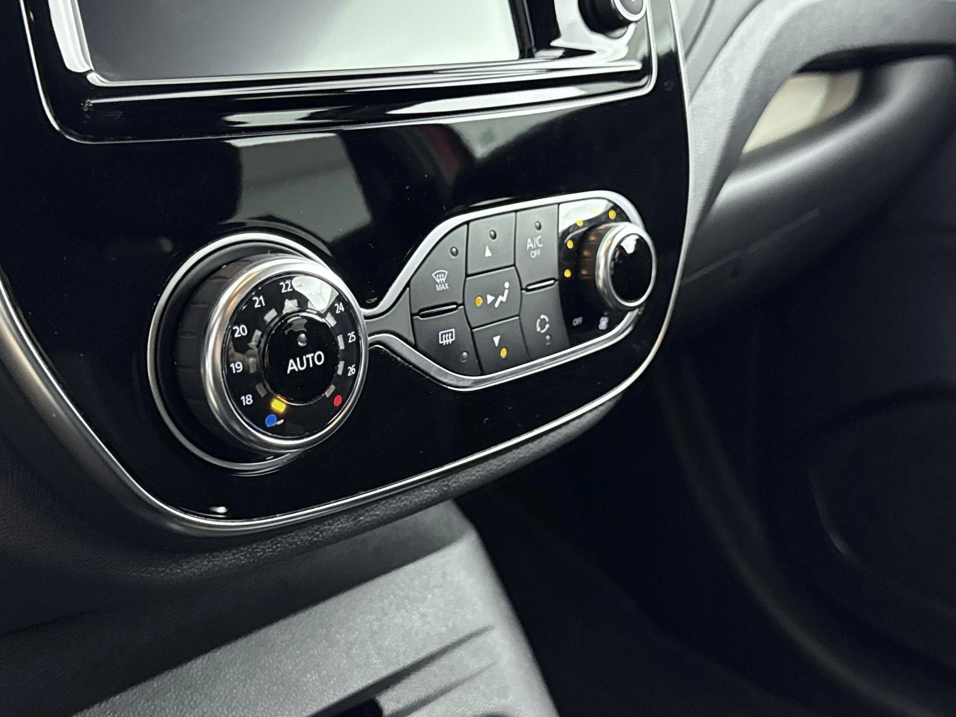 Renault-Captur-image-21