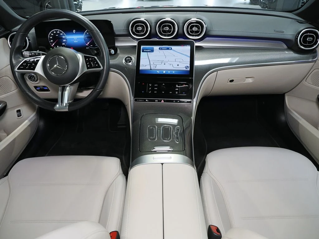 Mercedes-Benz-C-Klasse 300 d-image-12