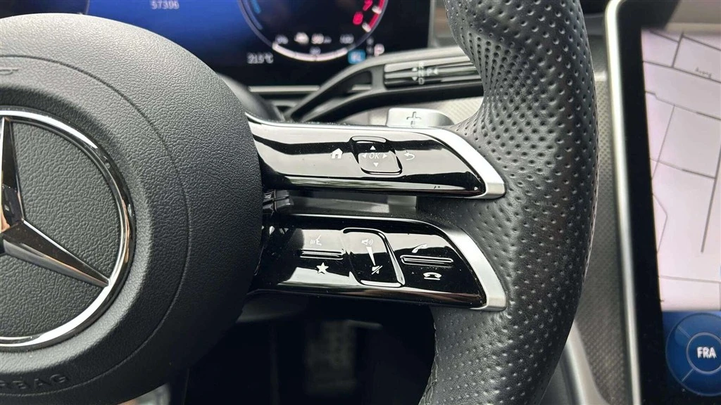 Mercedes-Benz-C-Klasse-image-12