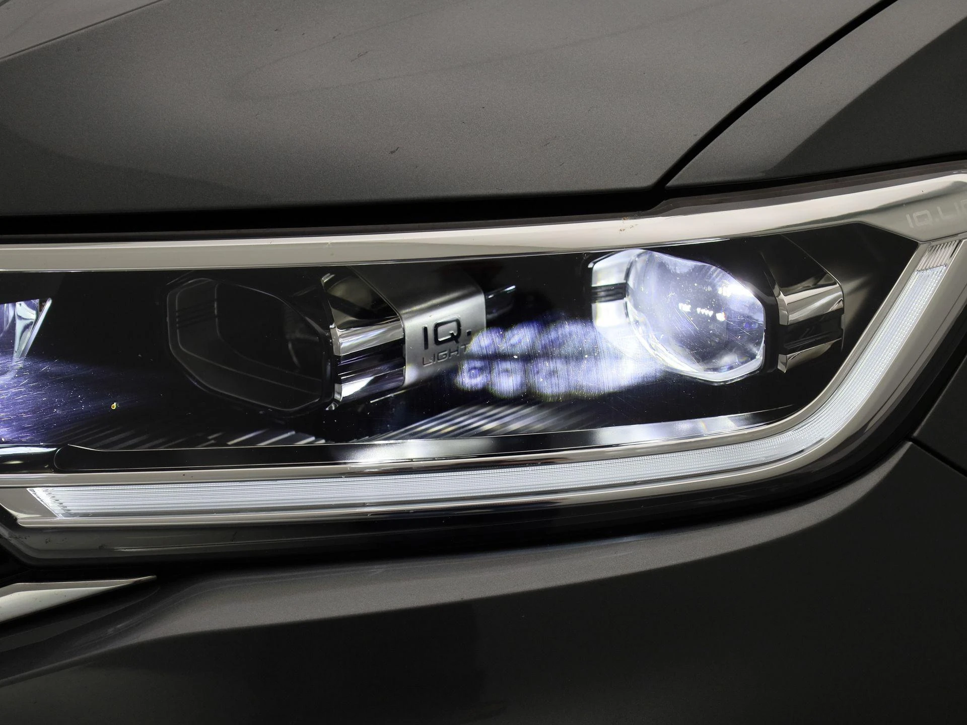 Volkswagen-T-Roc-image-13