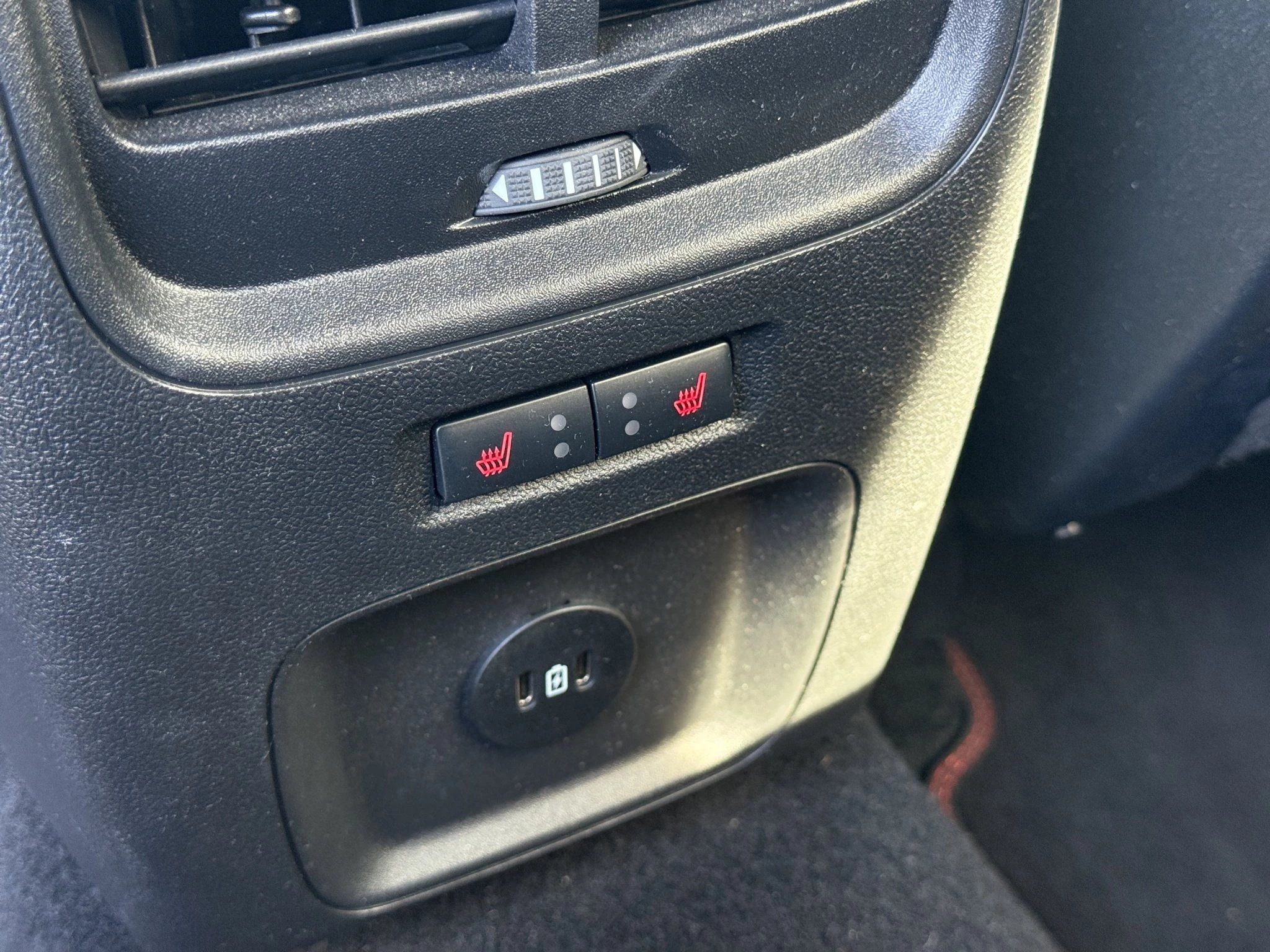 Ford Kuga ST-Line X Aut.*AHK*360GRAD*LED-MATRIX*NAVI*GRA*WINTER-PKT.