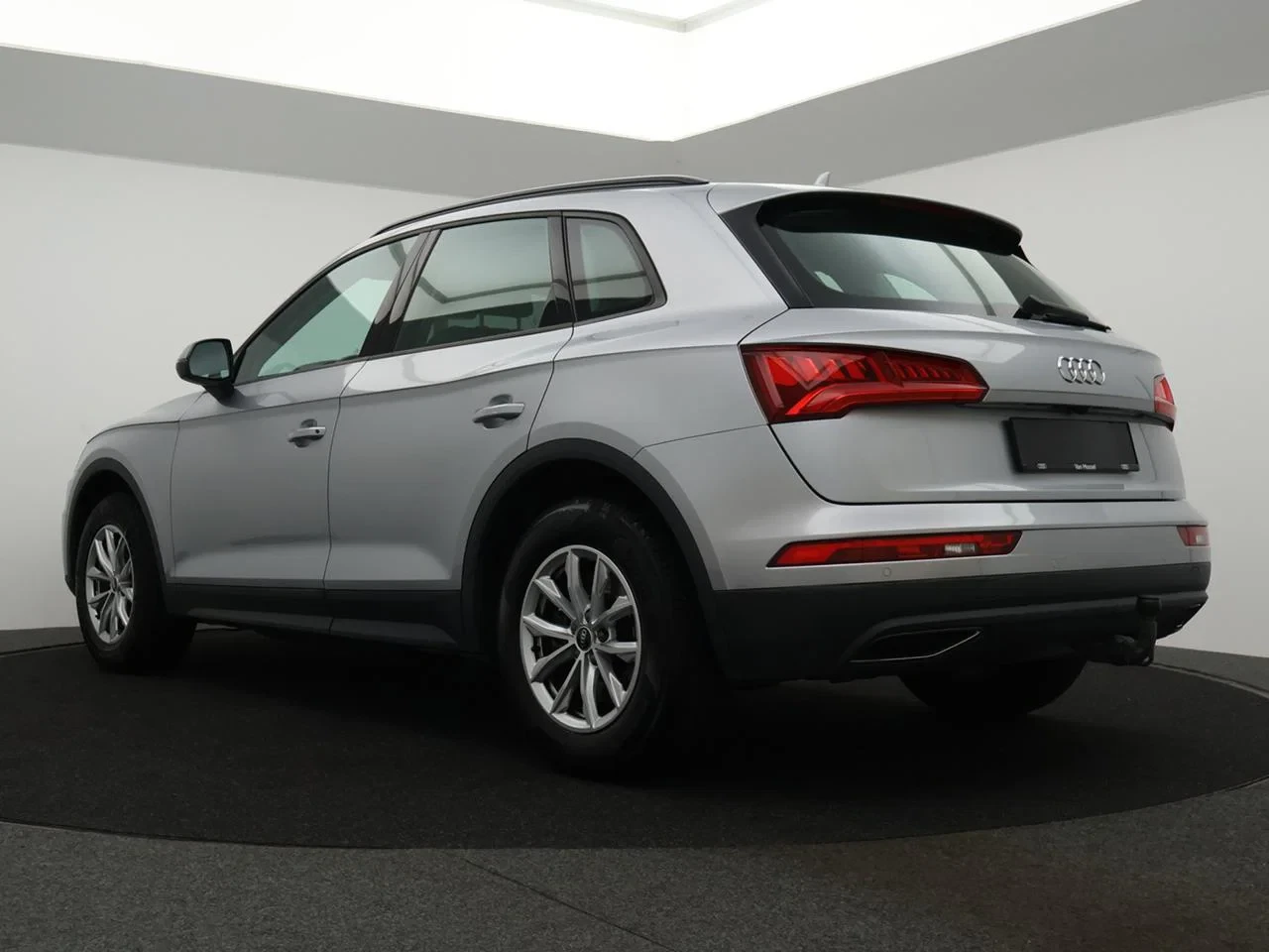 Audi Q5 Dsl Q5 35TDi Business Edition 163PK *AUTOMAAT*TREKHAAK*LEDER*CAMERA*CRUISE CONTROL*VIRTUAL COCKPIT*ZETELVERWARMING*...*