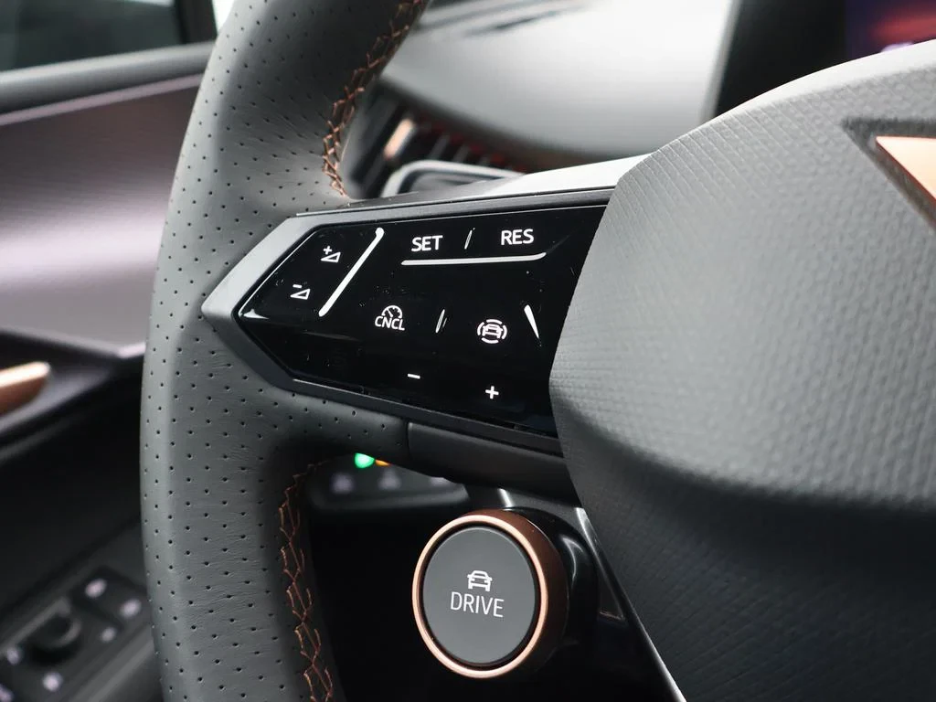 CUPRA-Tavascan-image-15