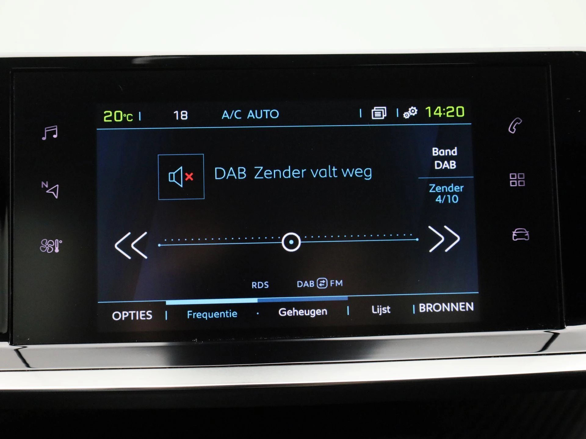 Peugeot e-208 EV Active Pack 50 kWh