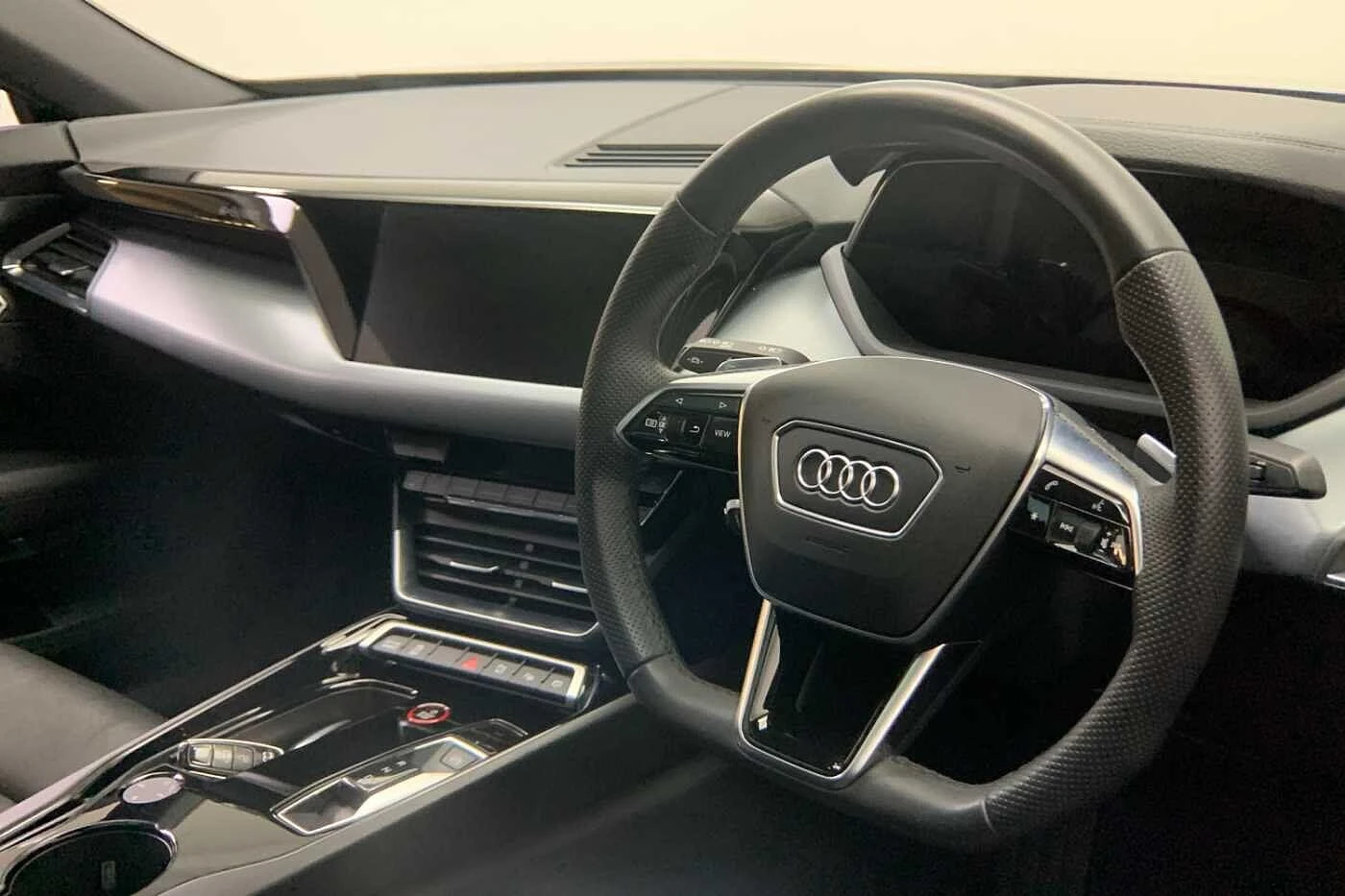 Audi-e-tron-image-5