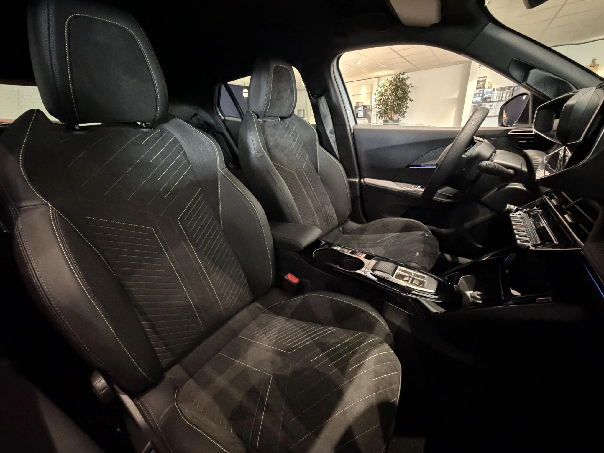 Peugeot-2008-image-22