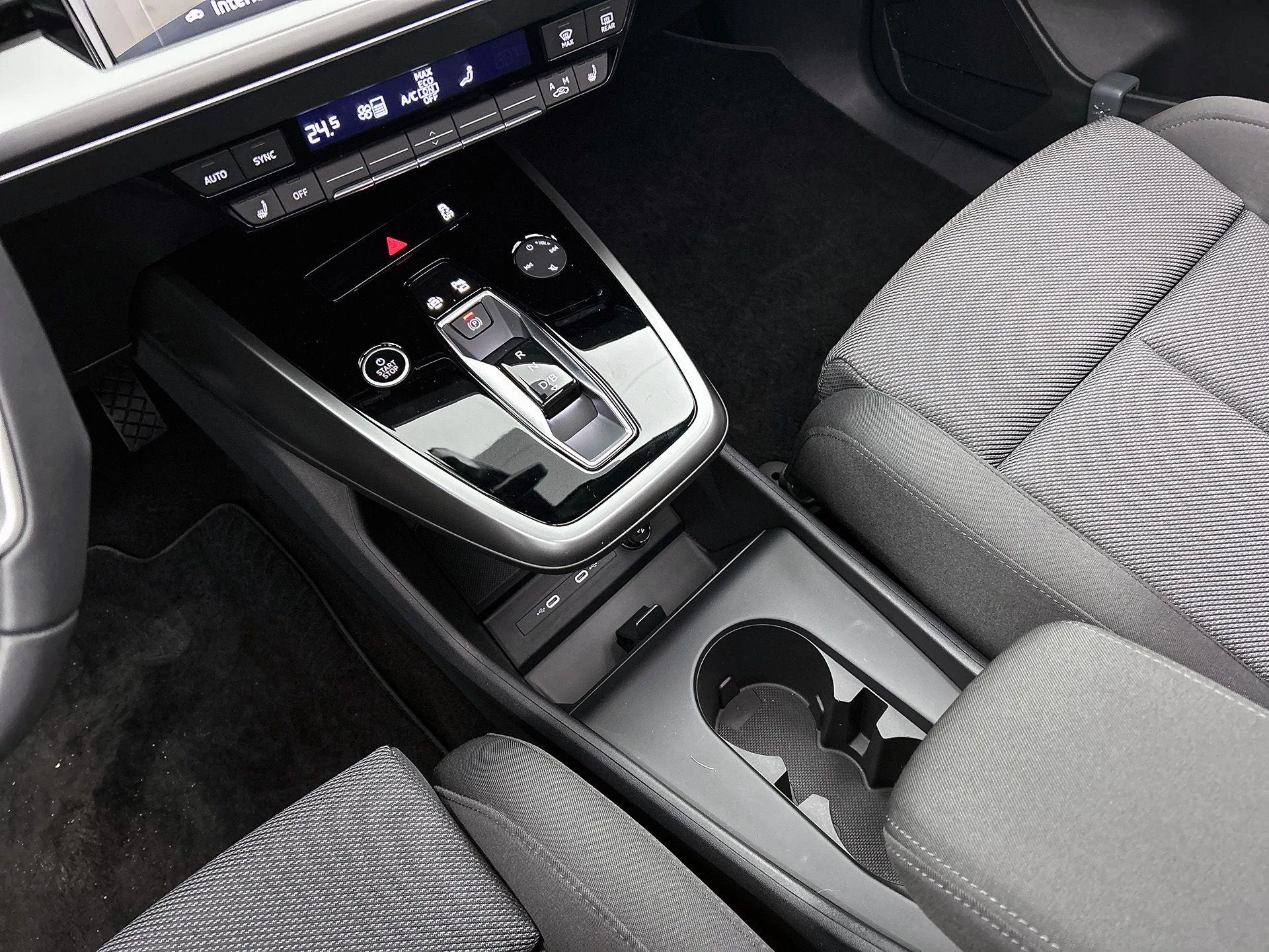 Audi-Q4 e-tron-image-20