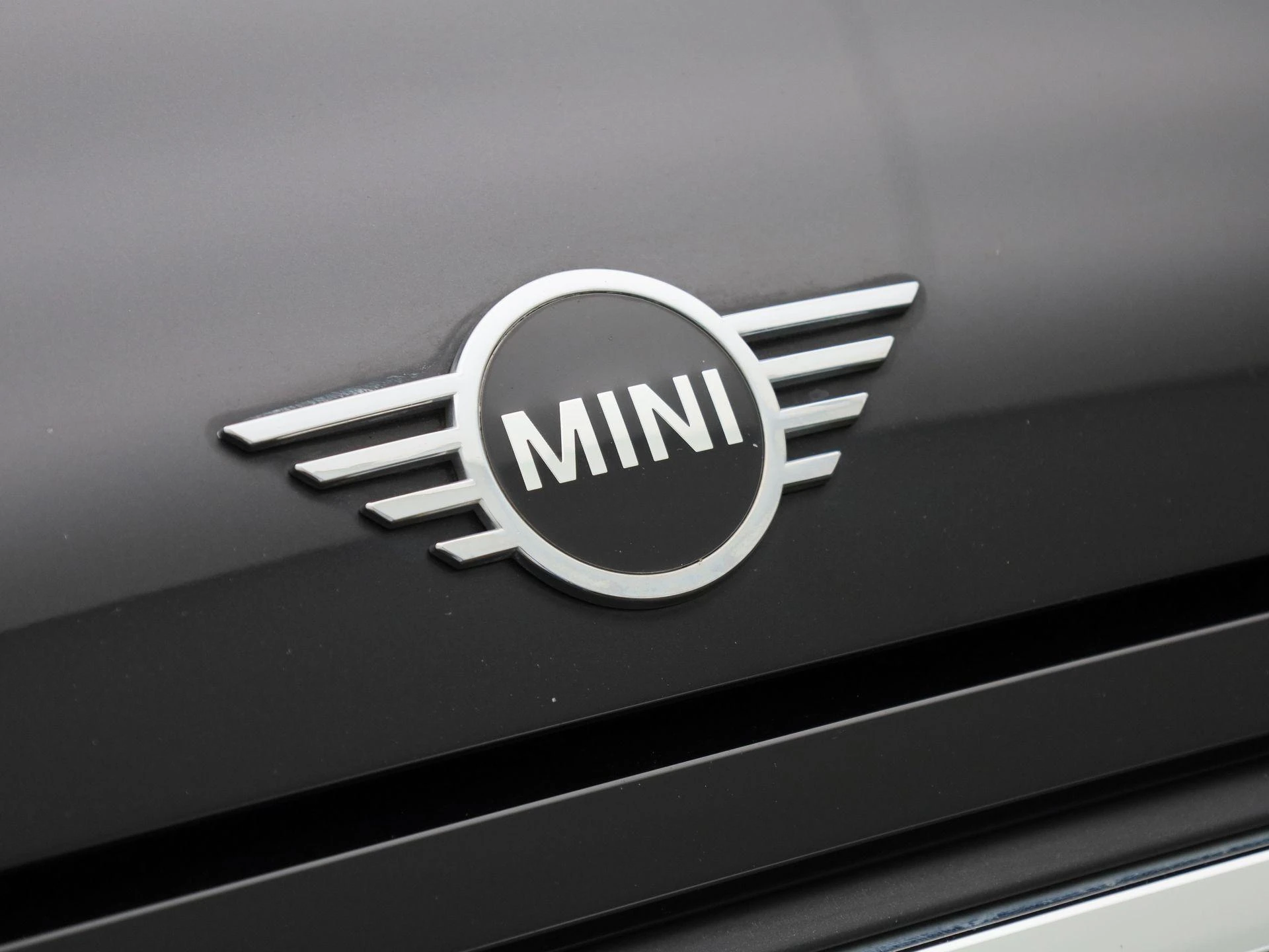 MINI-One-image-30