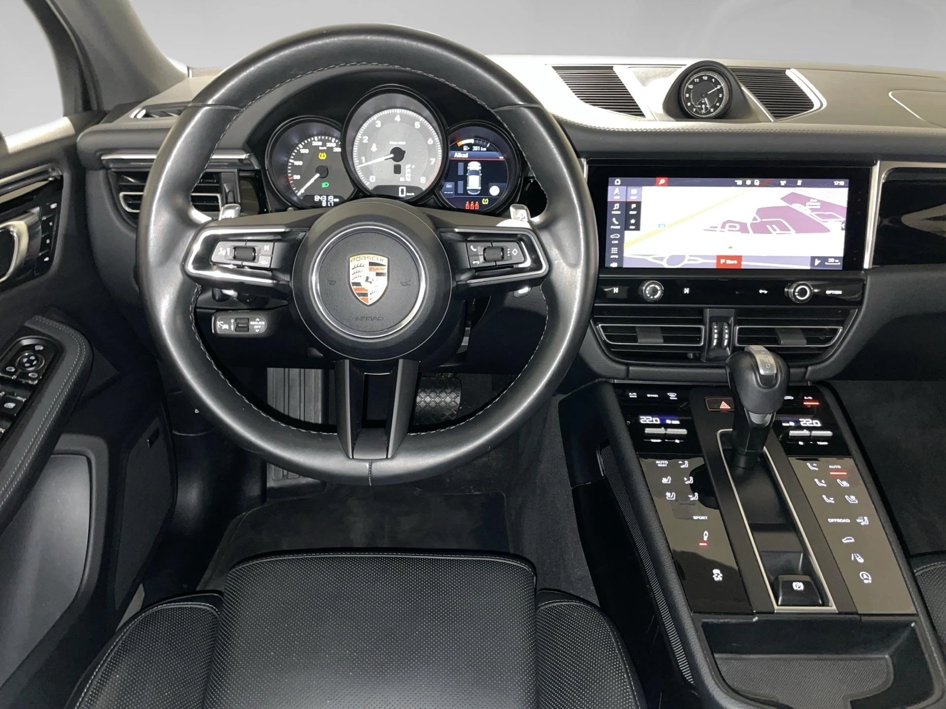 Porsche-Macan-image-5