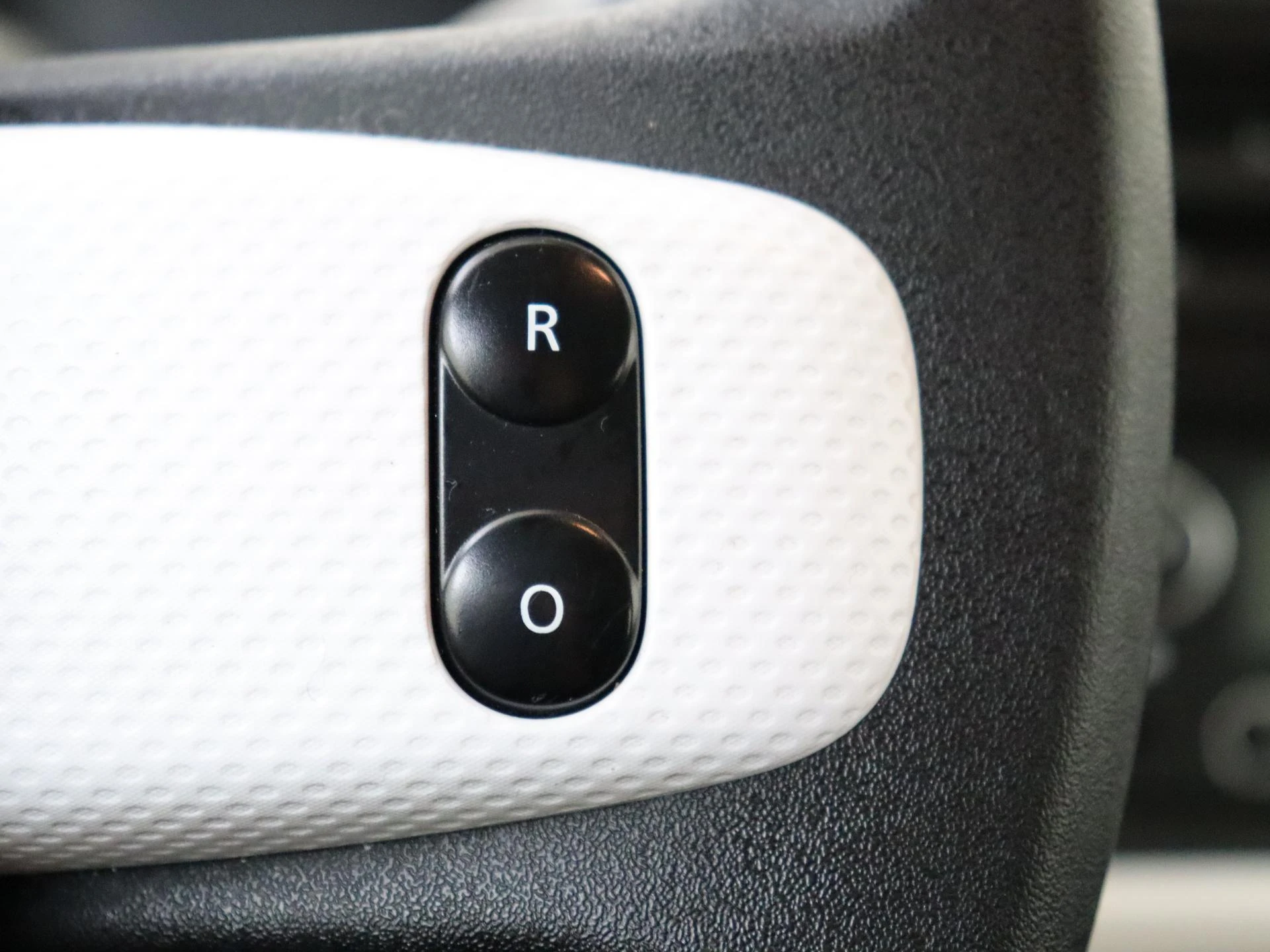 Renault-Twingo-image-12