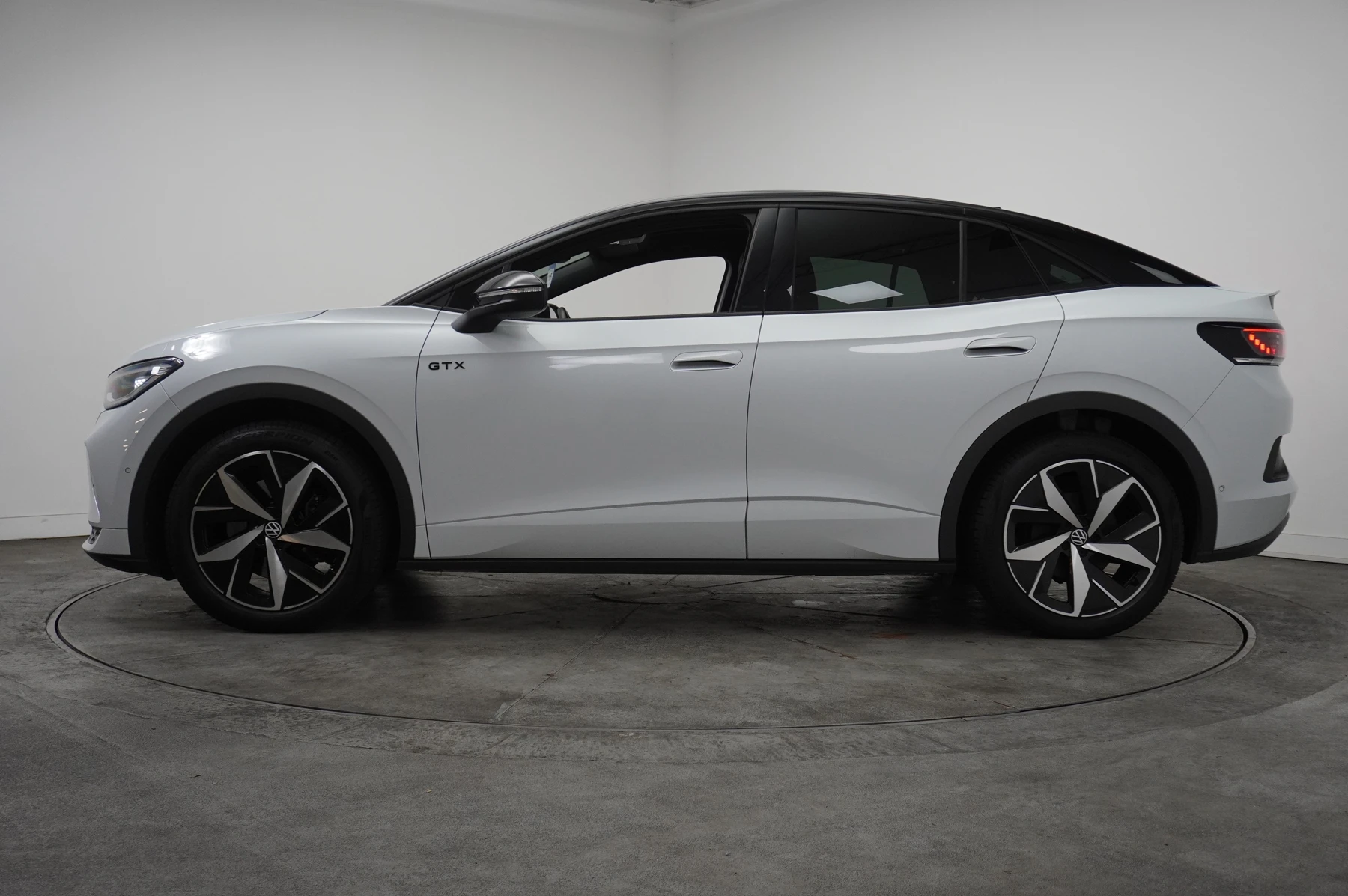 Volkswagen-ID.5-image-17
