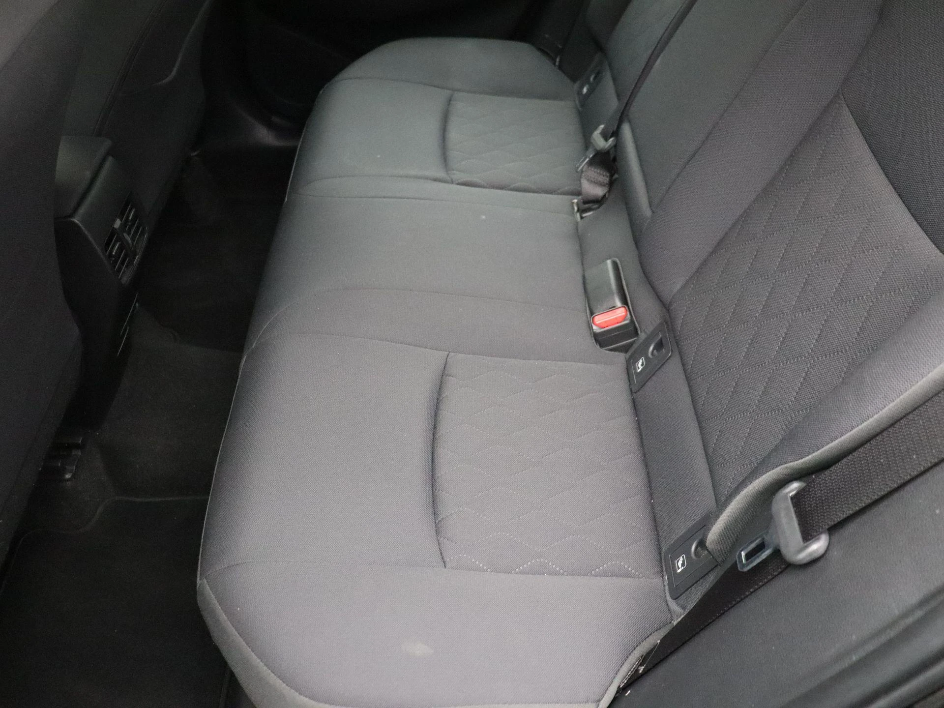 Toyota-Corolla Cross-image-15