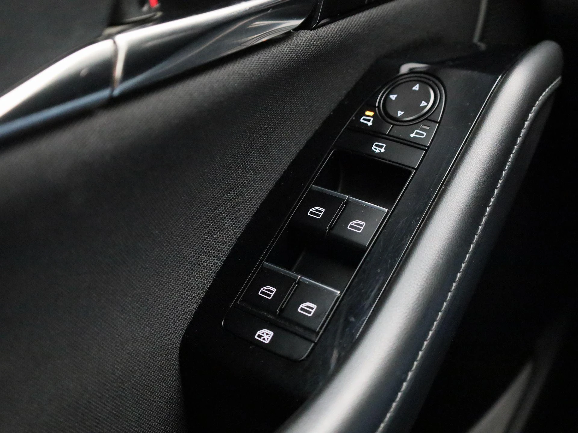 Mazda-CX-30-image-28
