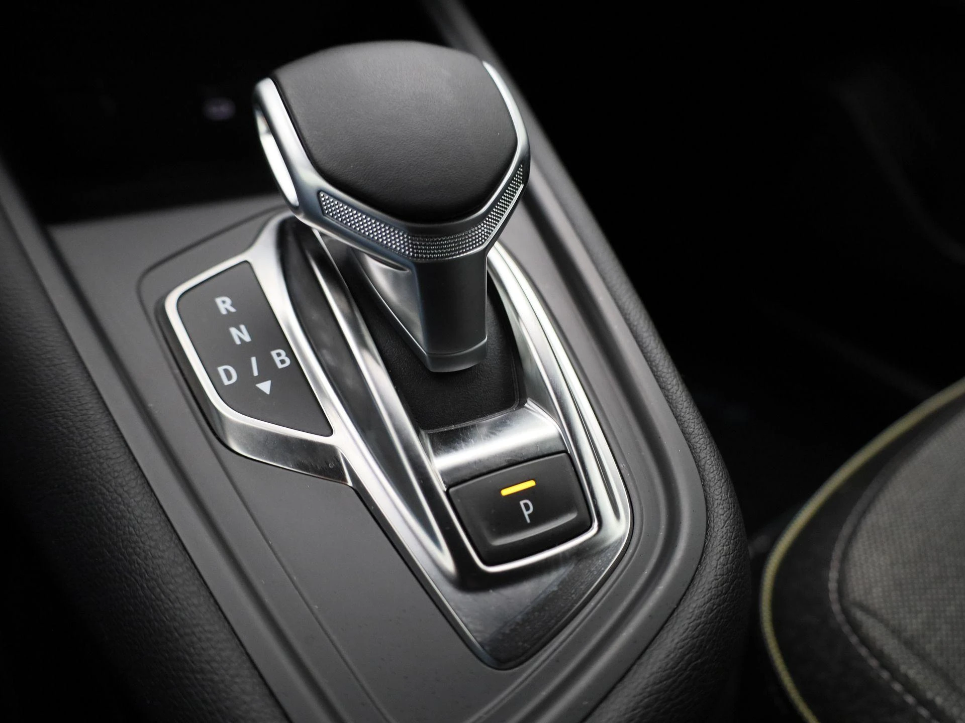 Renault-Captur-image-19