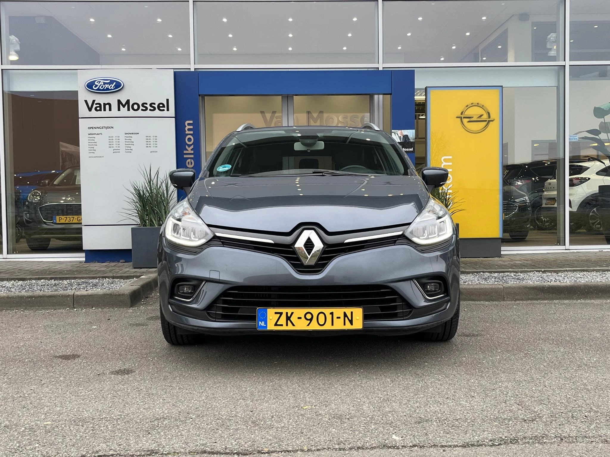 Renault-Clio-image-1