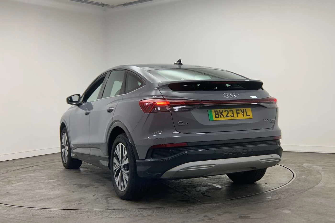 Audi-Q4 Sportback e-tron-image-2