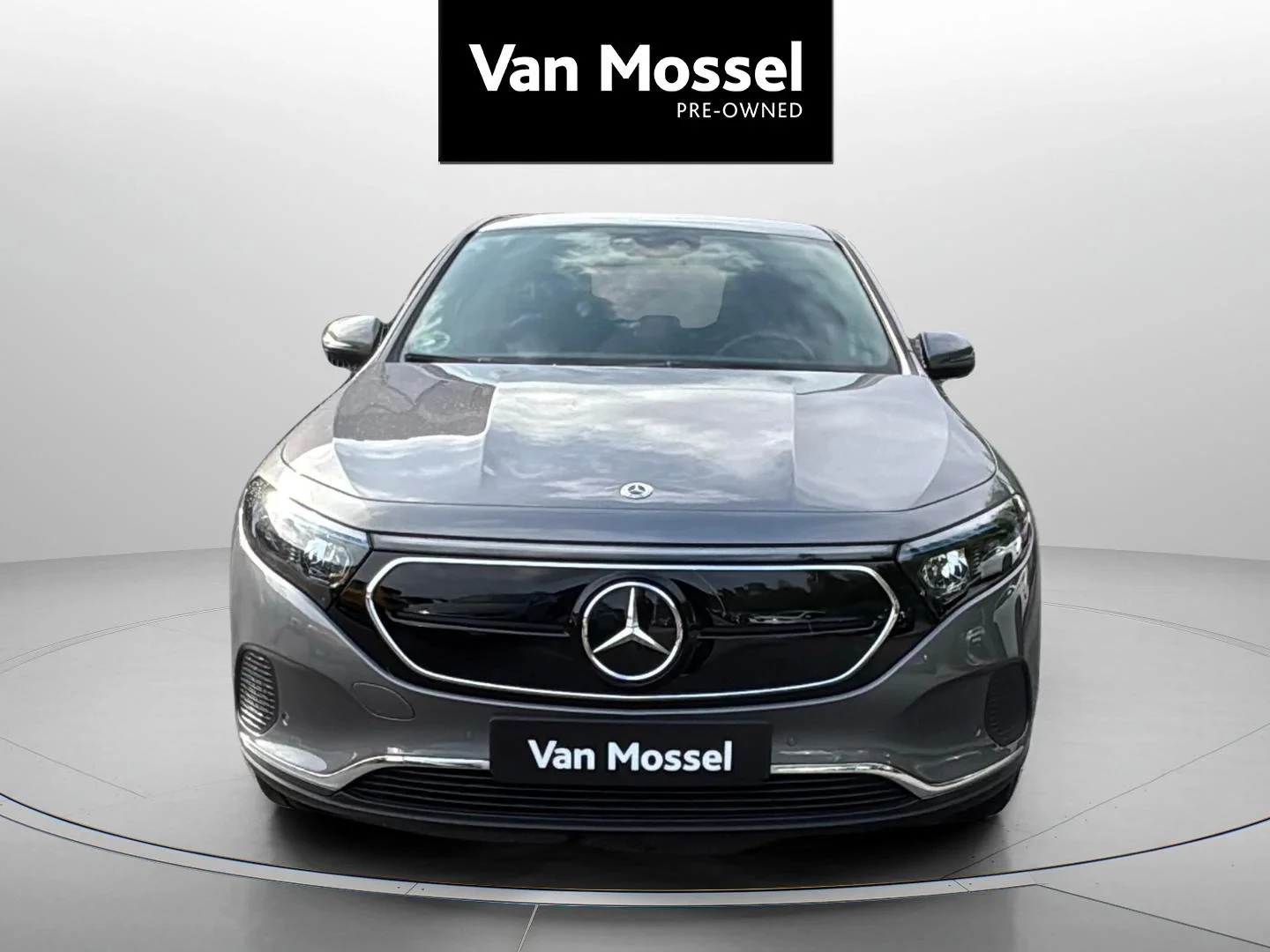 Mercedes-Benz-EQA-image-7