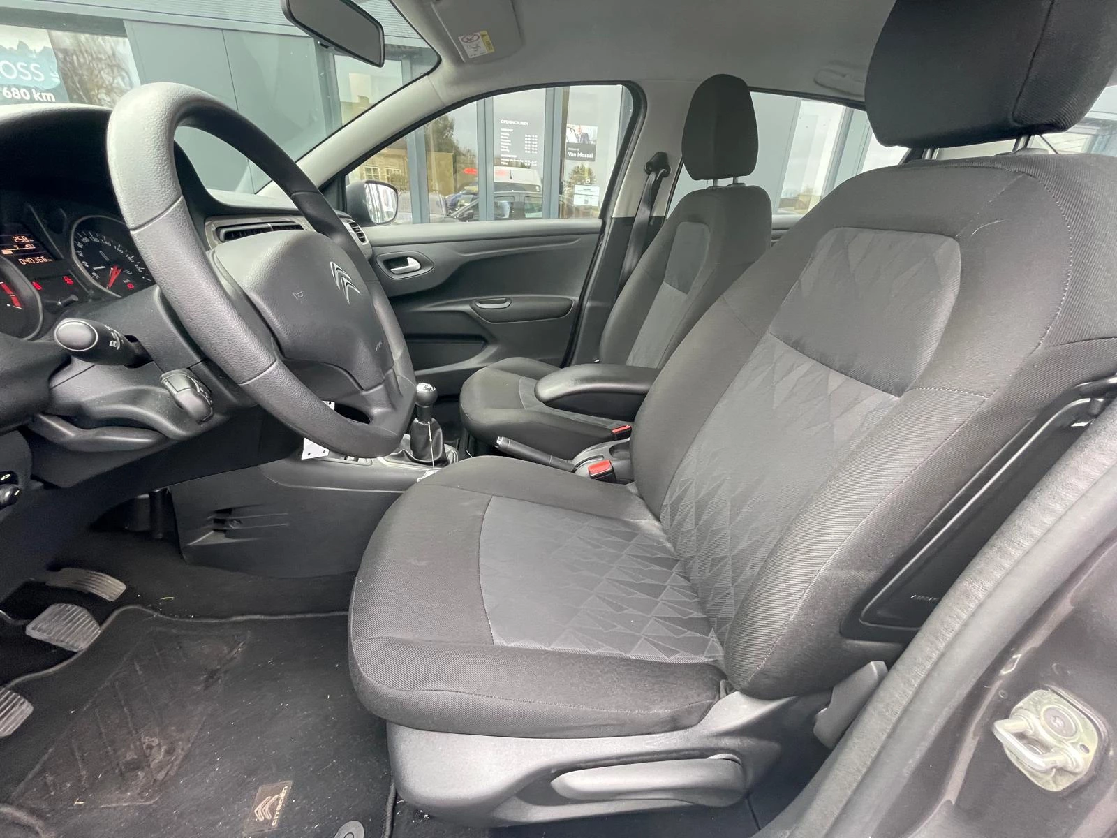 Citroën-C-Elysée-image-10