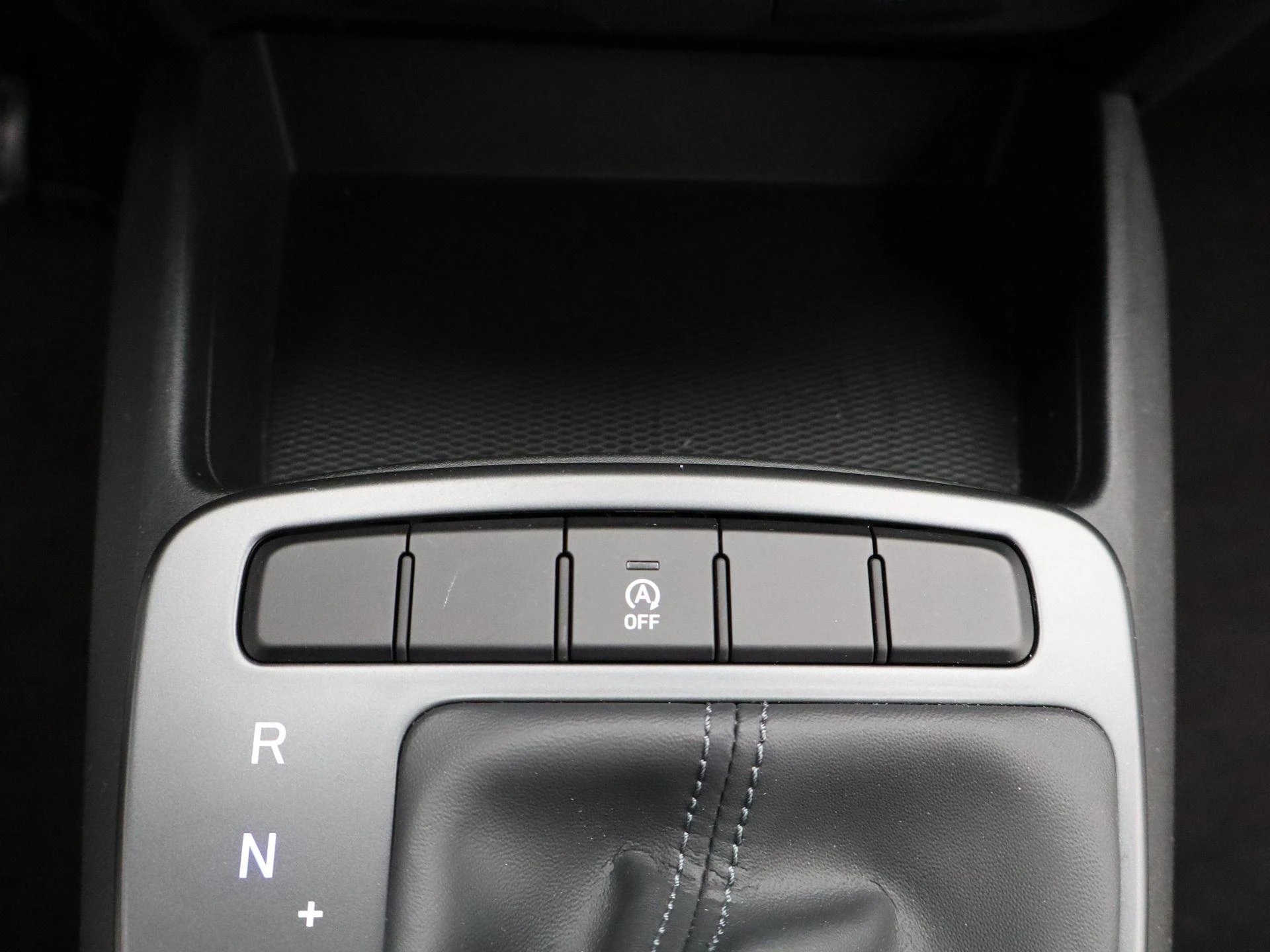 Hyundai-i10-image-22