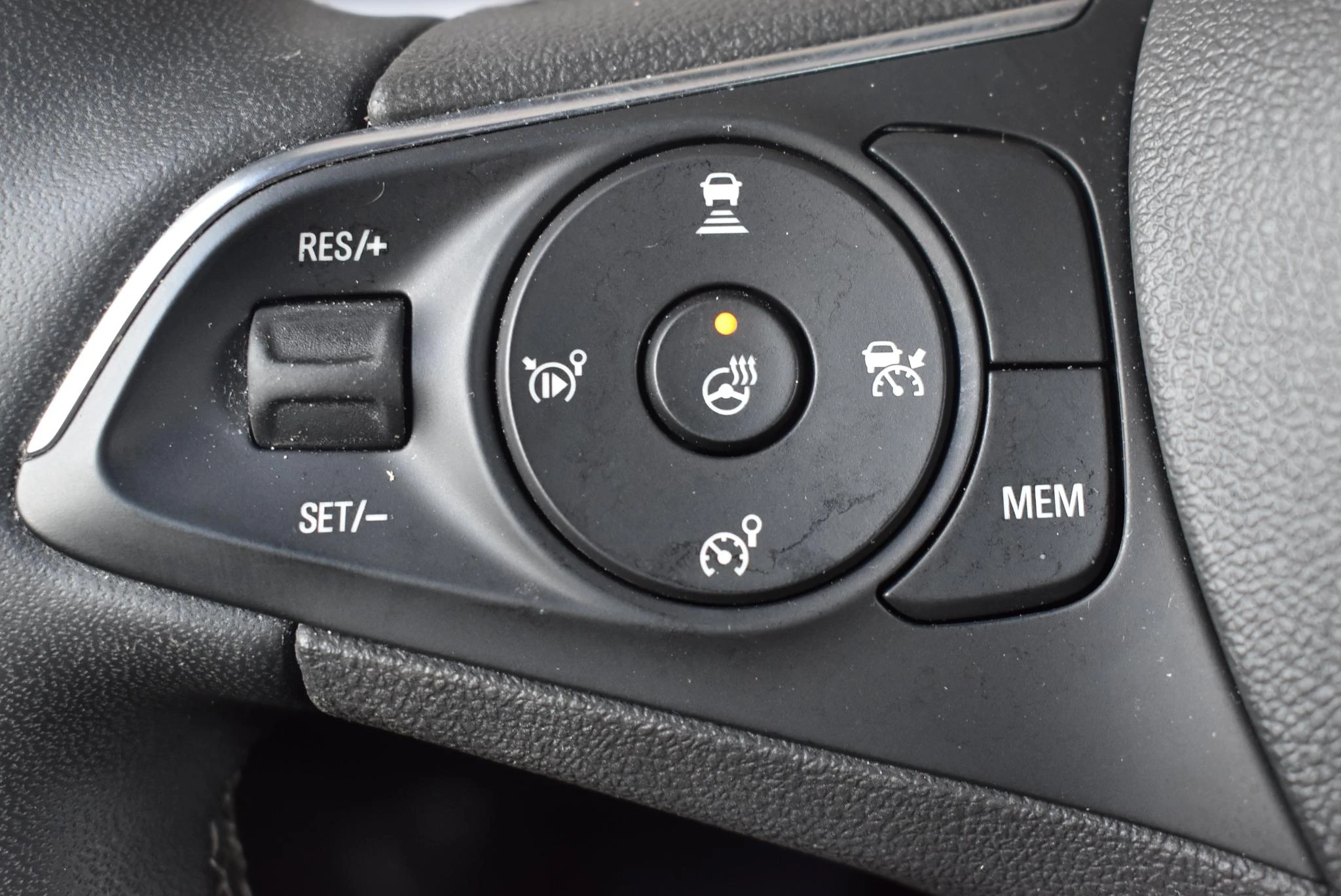 Opel-Grandland-image-20