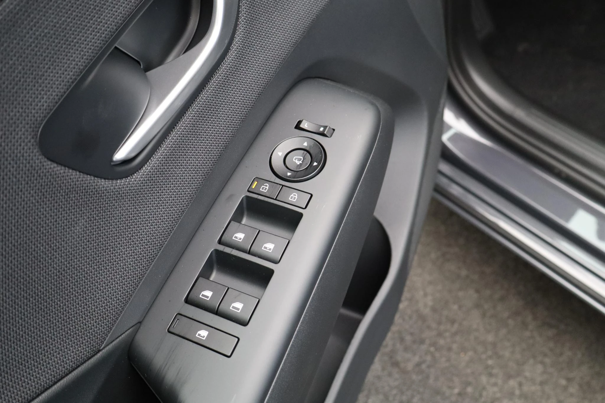 Hyundai-Kona-image-24
