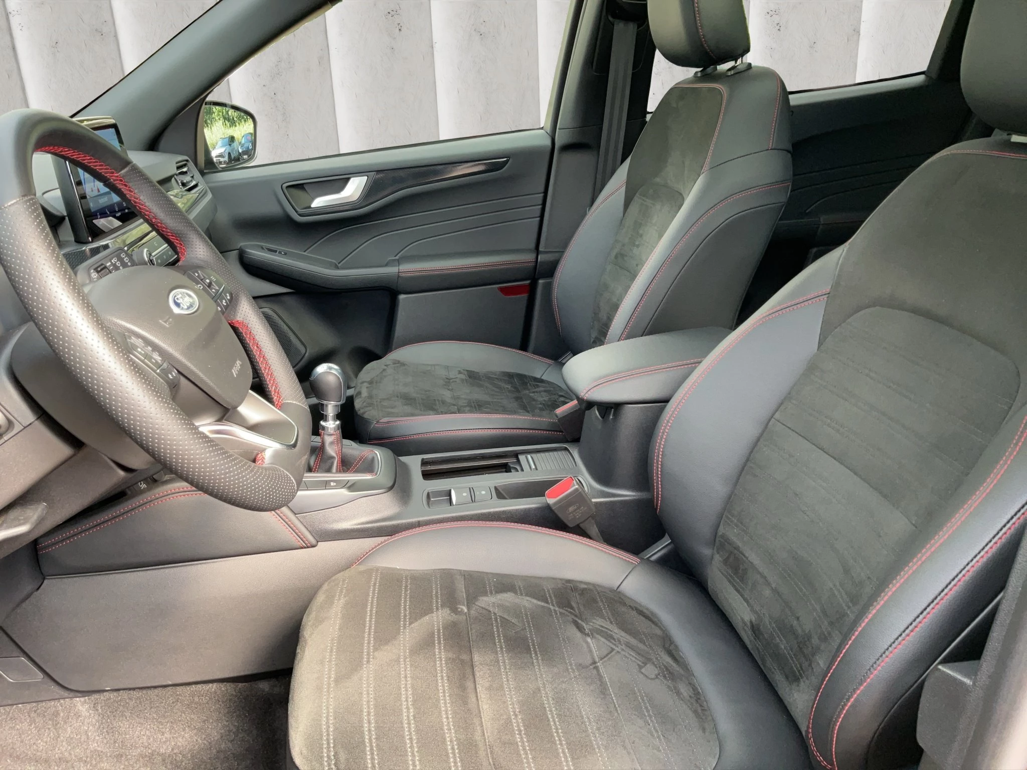 Ford Kuga ST-Line X*PANO*AHK*KAM*ACC*NAVI*SOUND-SYS.