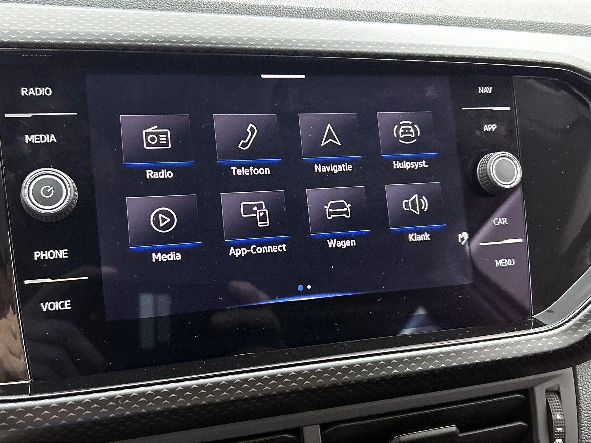 Volkswagen-T-Cross-image-7