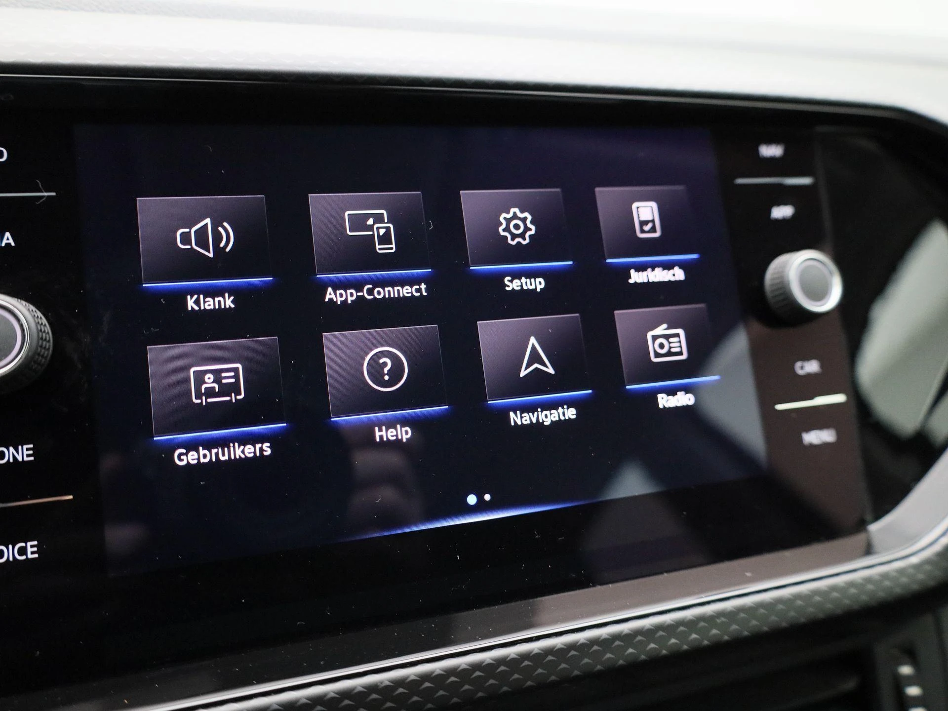 Volkswagen-T-Cross-image-22