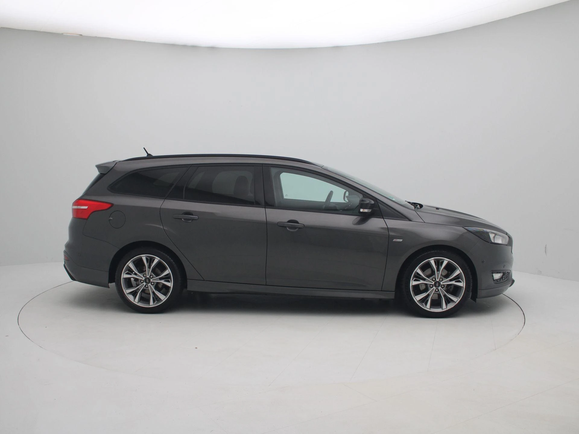 Ford-Focus-image-5