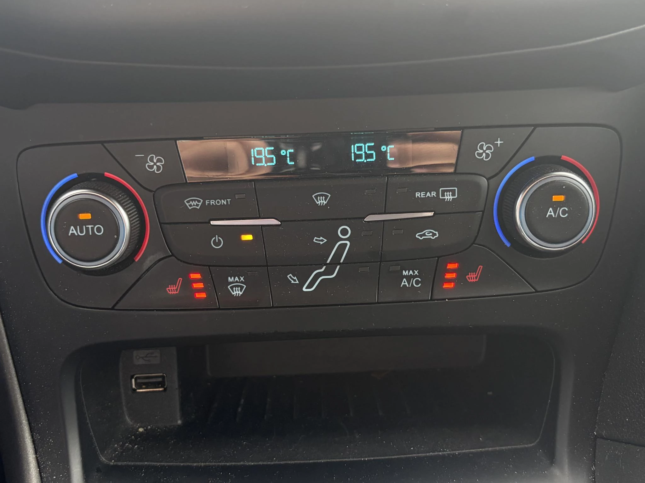 Ford-Focus-image-16