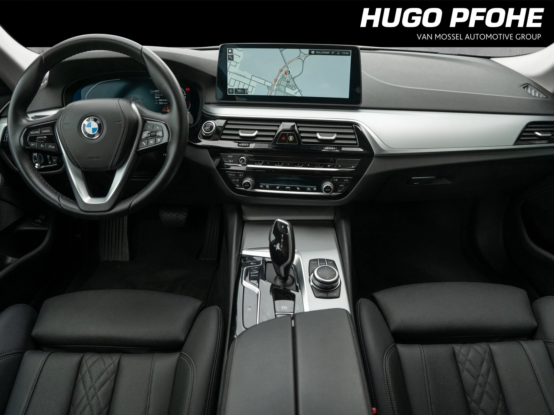 BMW 5er Reihe 520d touring.Laser AHK HUD