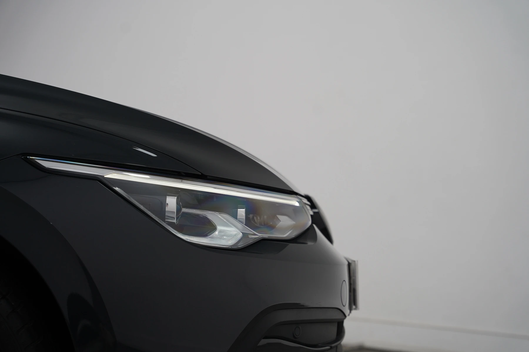Volkswagen-Golf-image-35