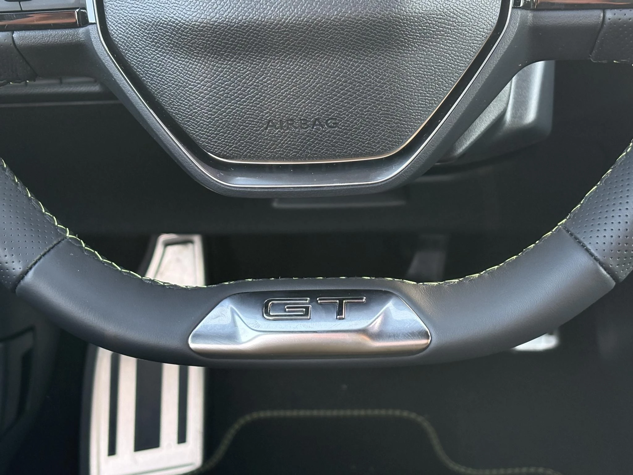Peugeot-408-image-28