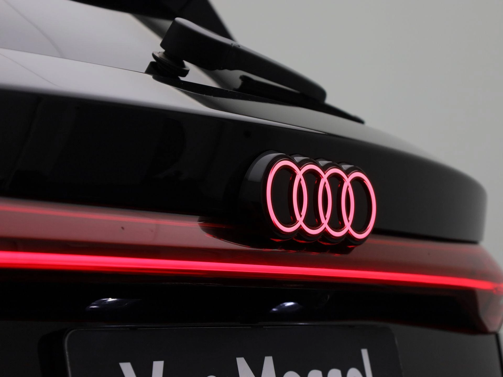 Audi A6 Avant e-tron S6 100 kWh 503 PK