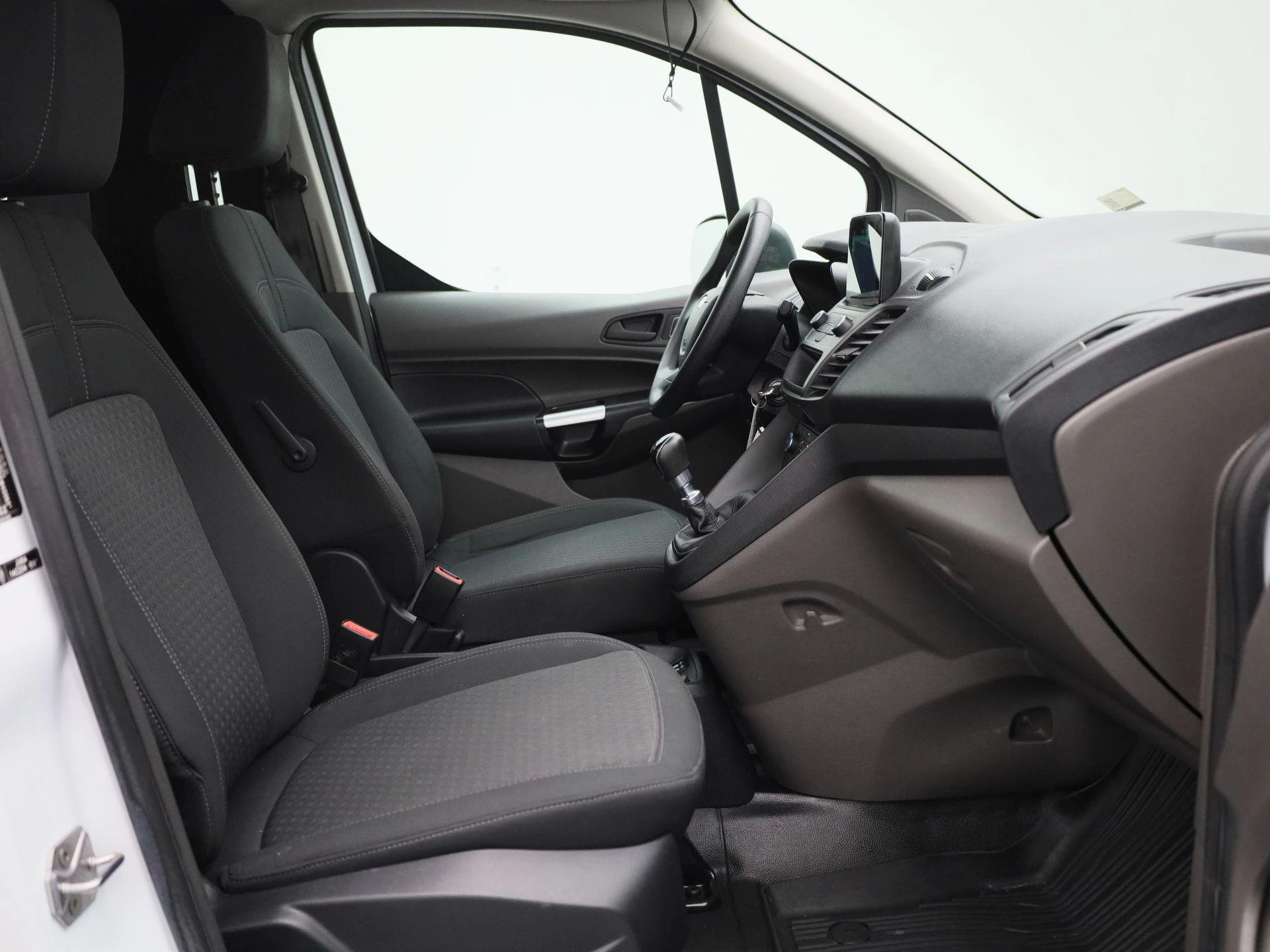 Ford-Transit Connect-image-11