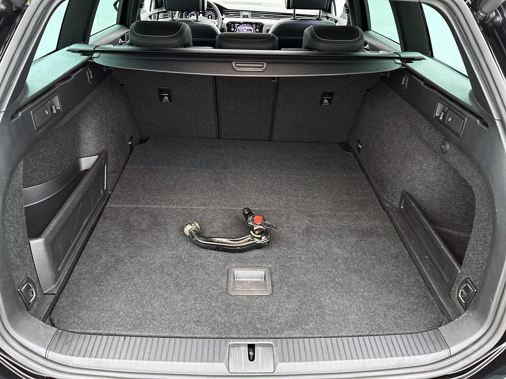 Volkswagen-Passat-image-38