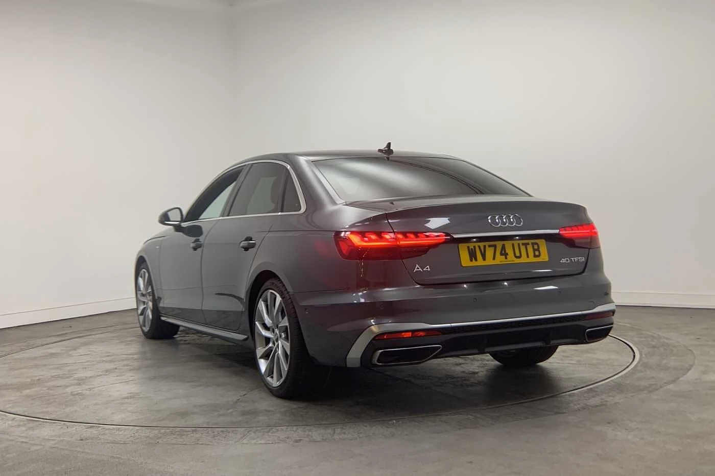 Audi-A4-image-2
