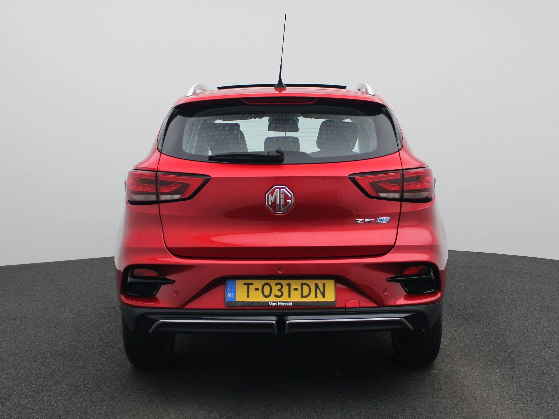 MG ZS EV Long Range Luxury 70 kWh