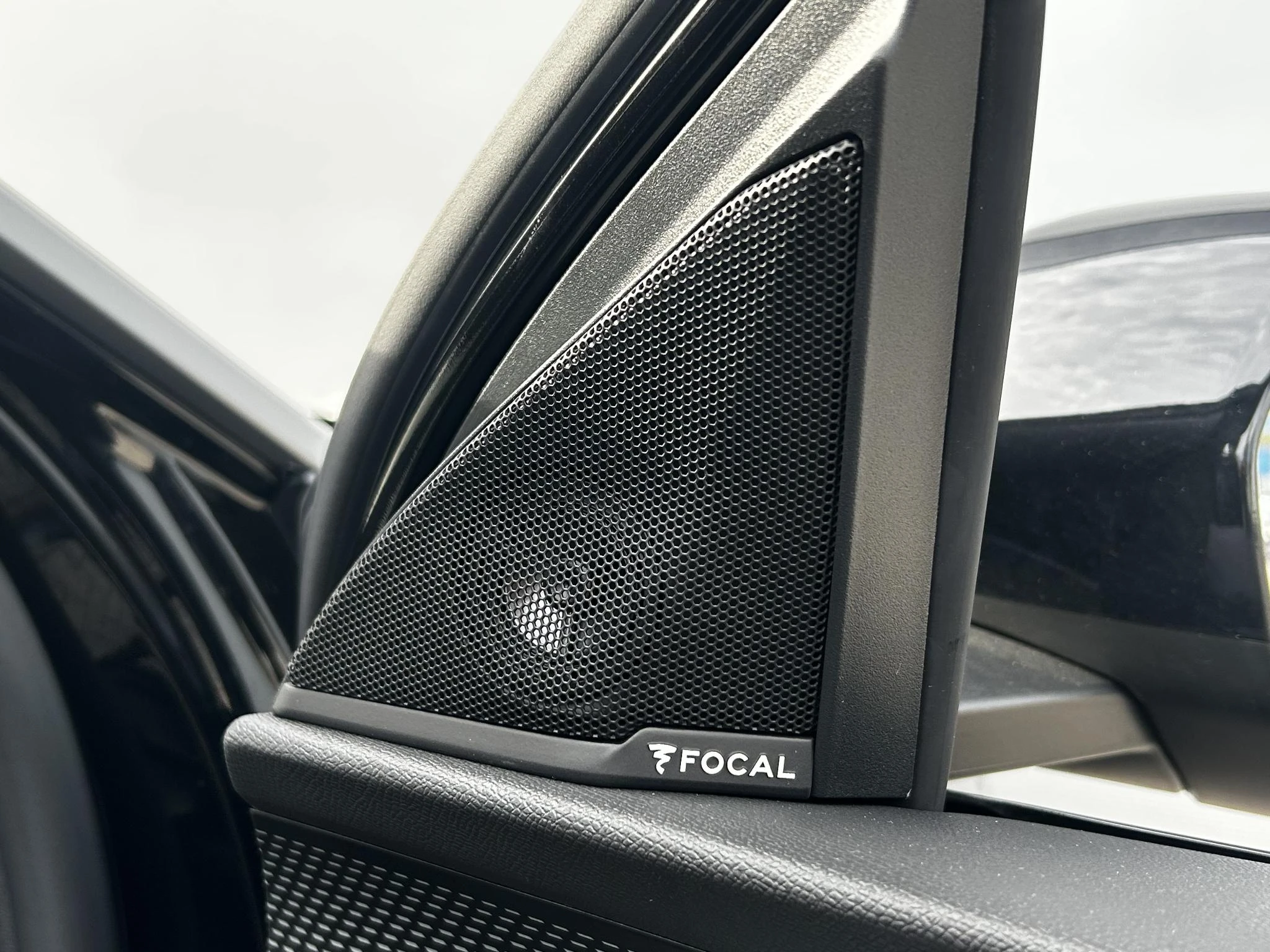 Peugeot-e-3008-image-27