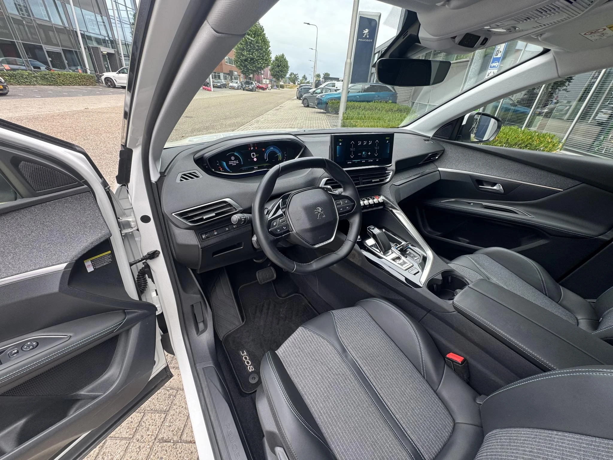 Peugeot-3008-image-17