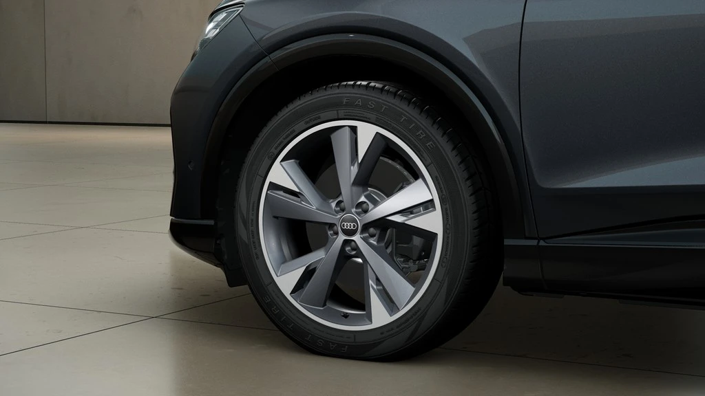 Audi-Q4 e-tron-image-4