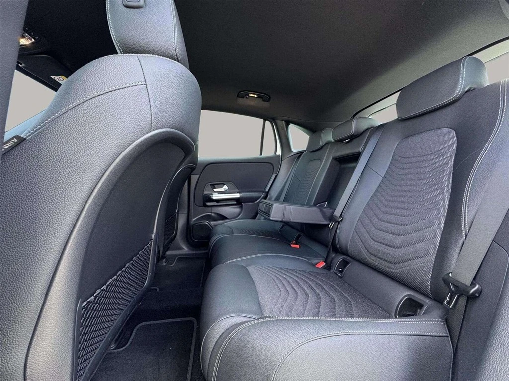 Mercedes-Benz-EQA-image-20