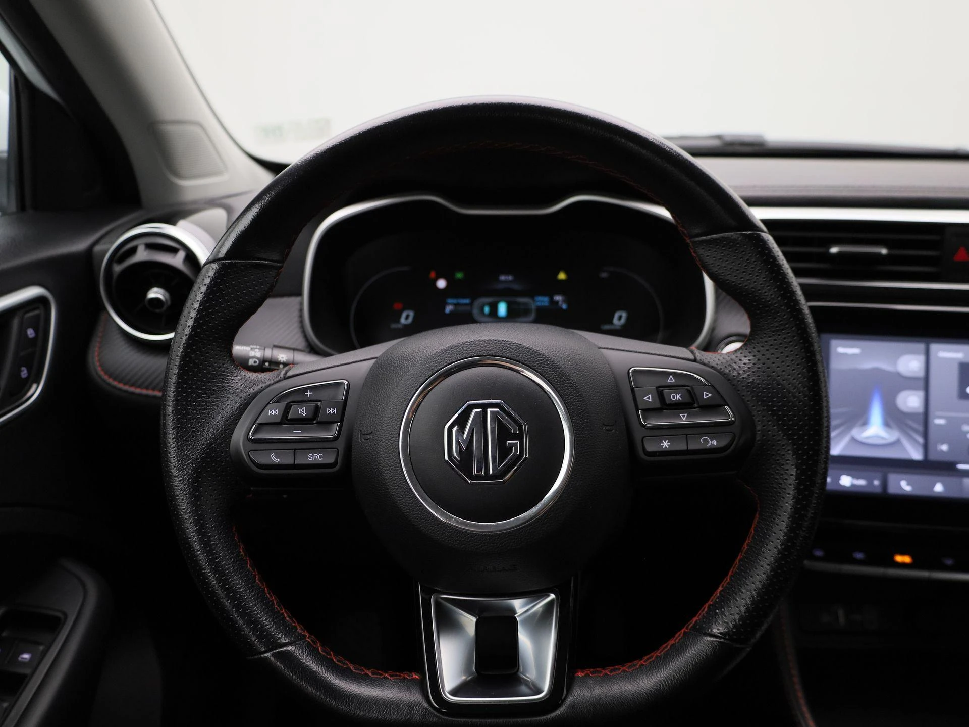 MG-ZS EV-image-6