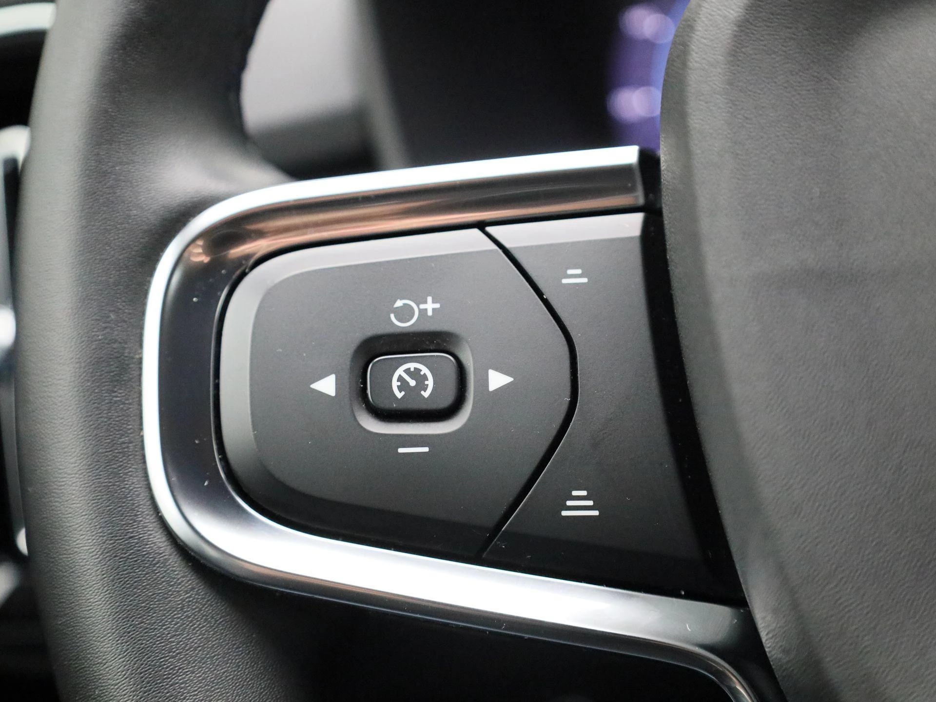 Volvo XC40 Recharge Core