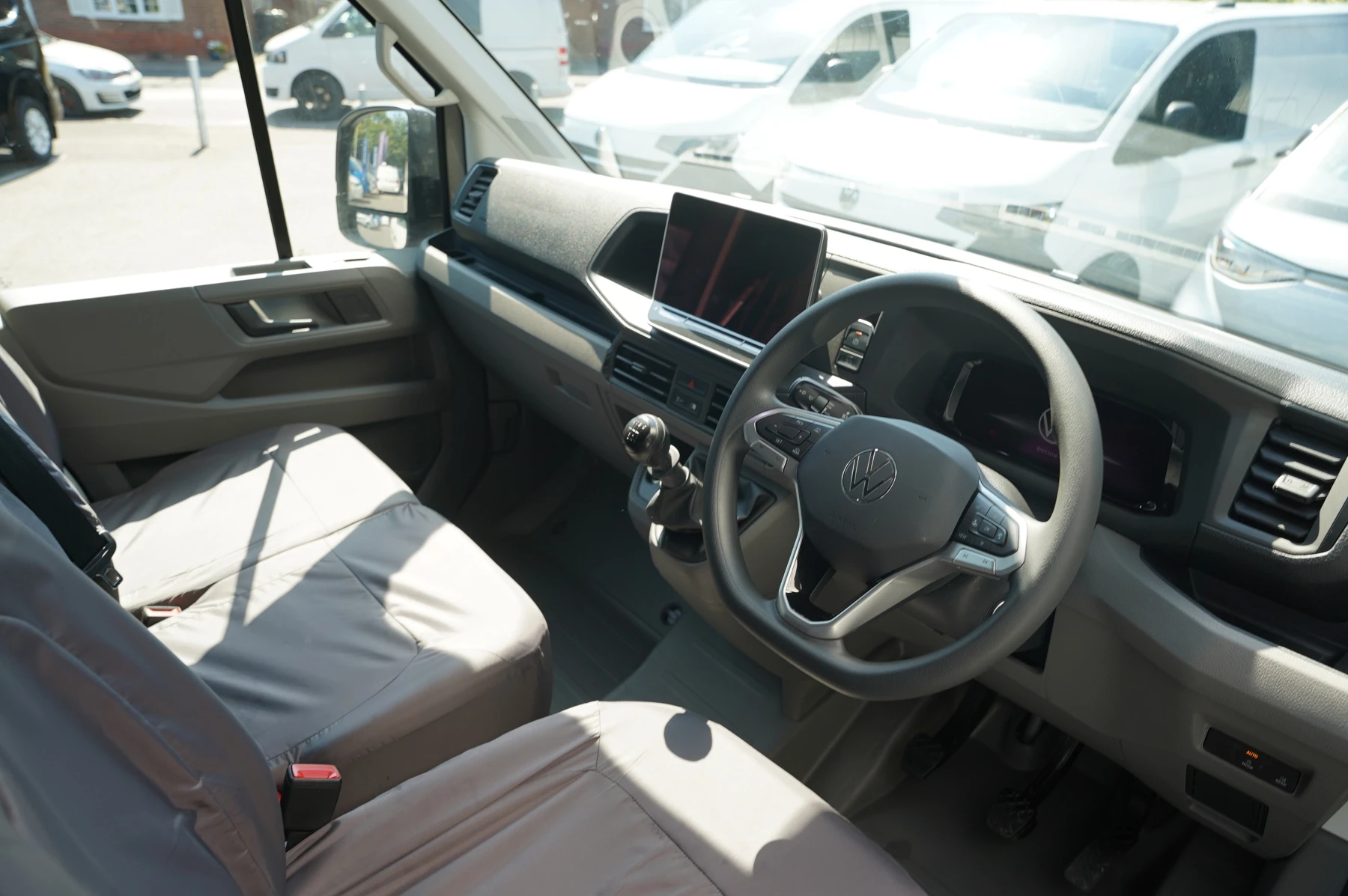 Volkswagen-Crafter-image-5