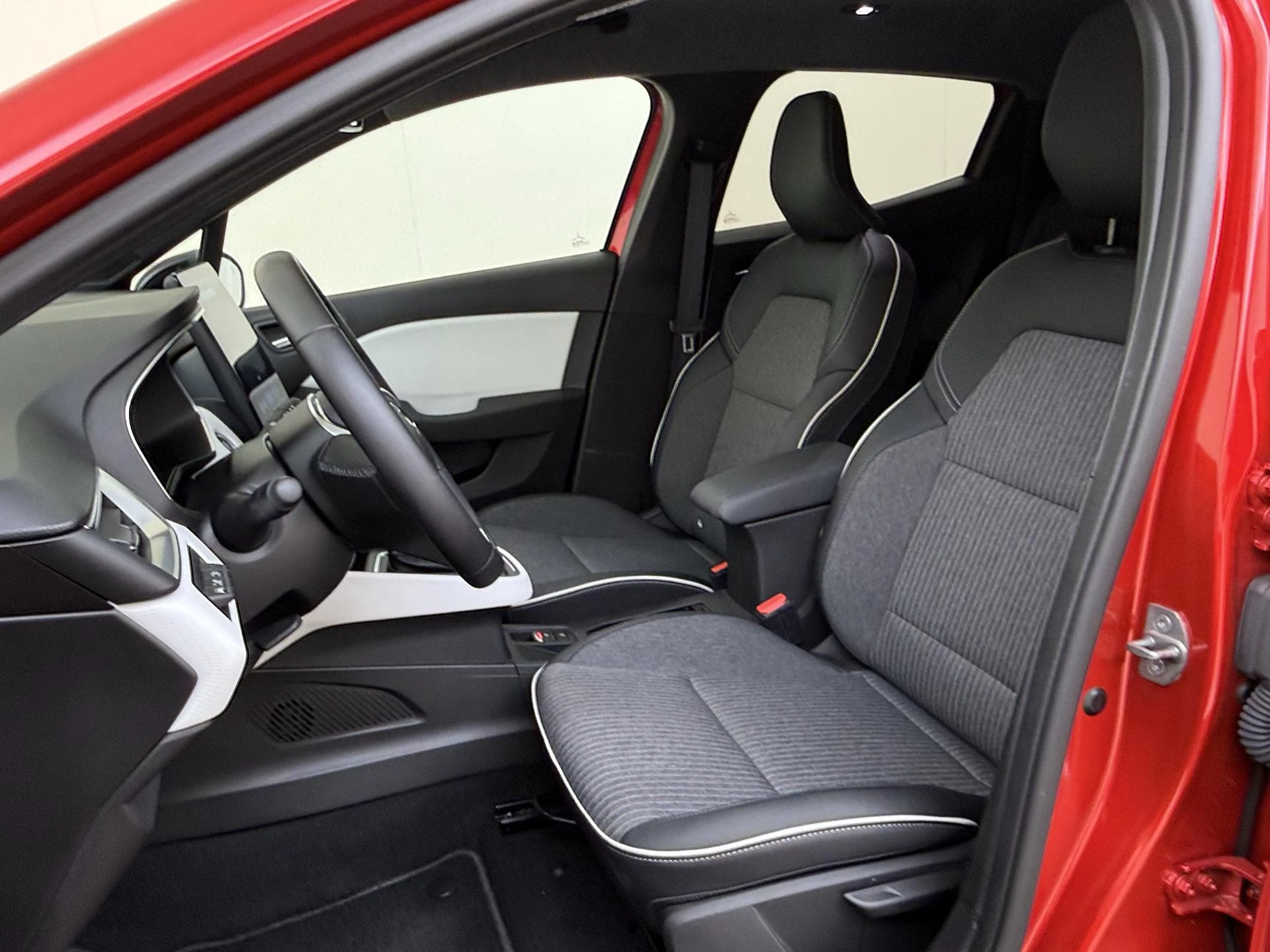Renault-Clio-image-14
