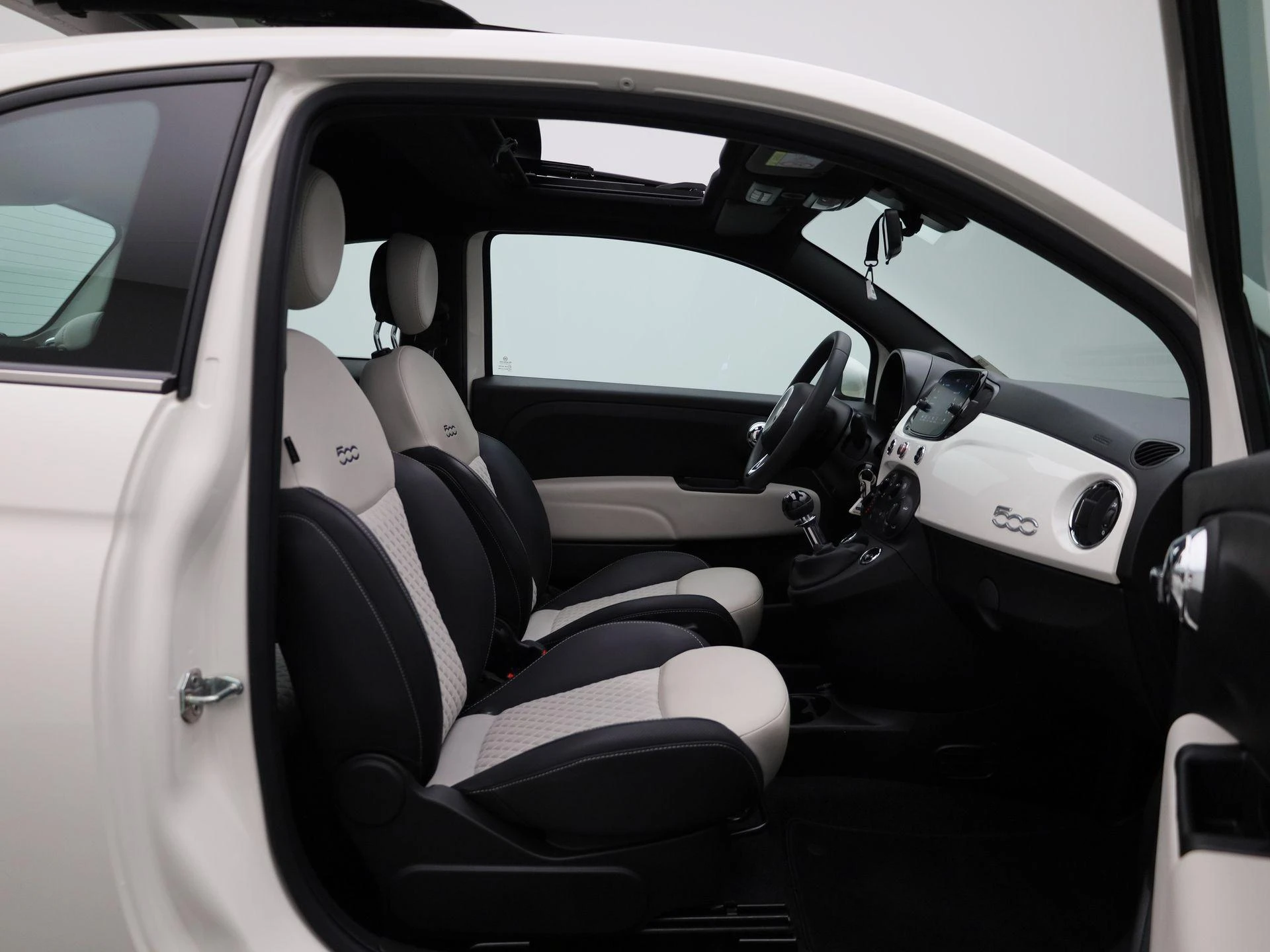 Fiat 500 1.0 Hybrid 70 Dolce Vita