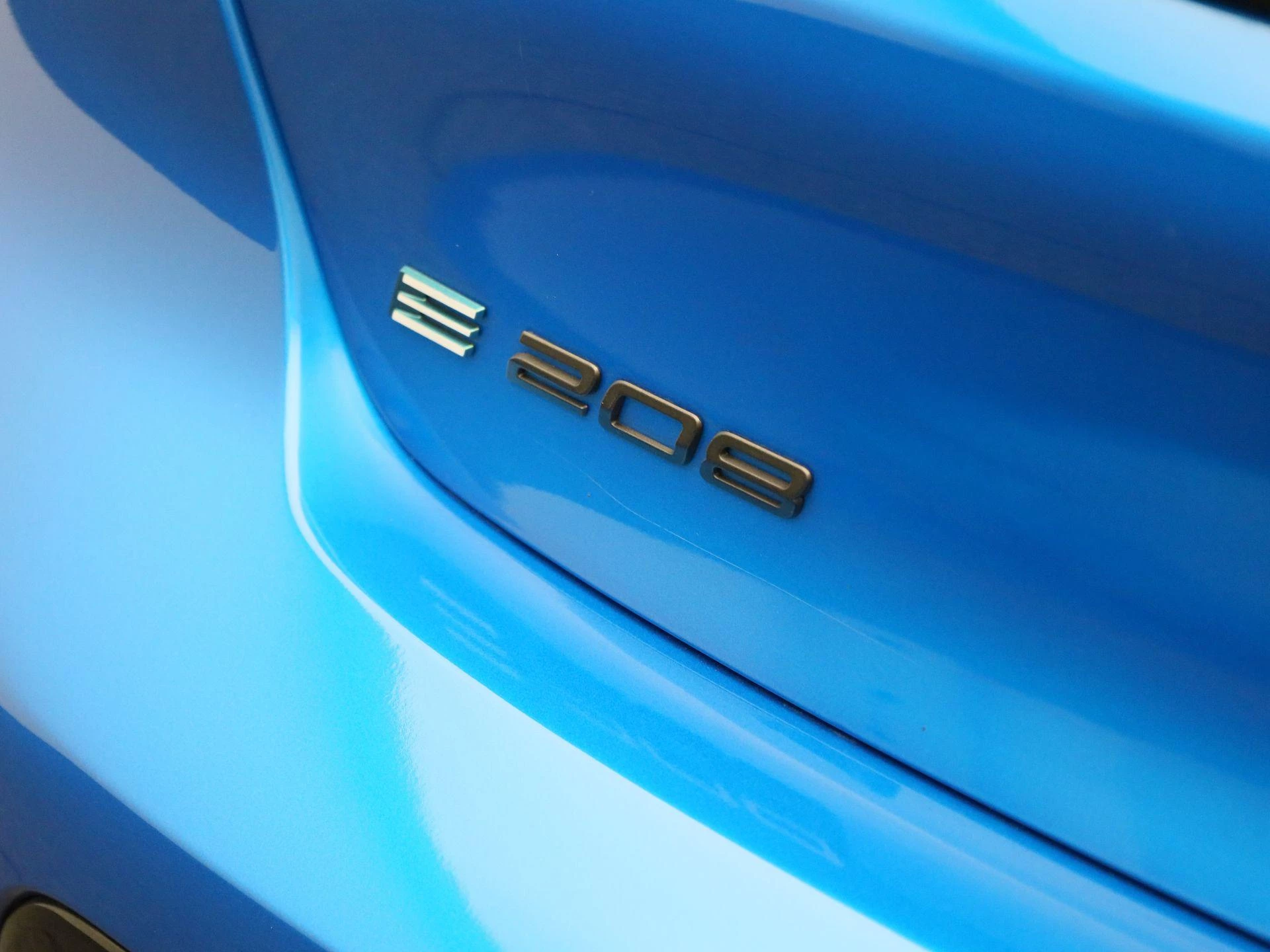 Peugeot-e-208-image-41